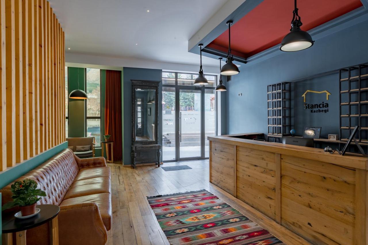 Hotel Stancia Kazbegi - City Center Екстериор снимка
