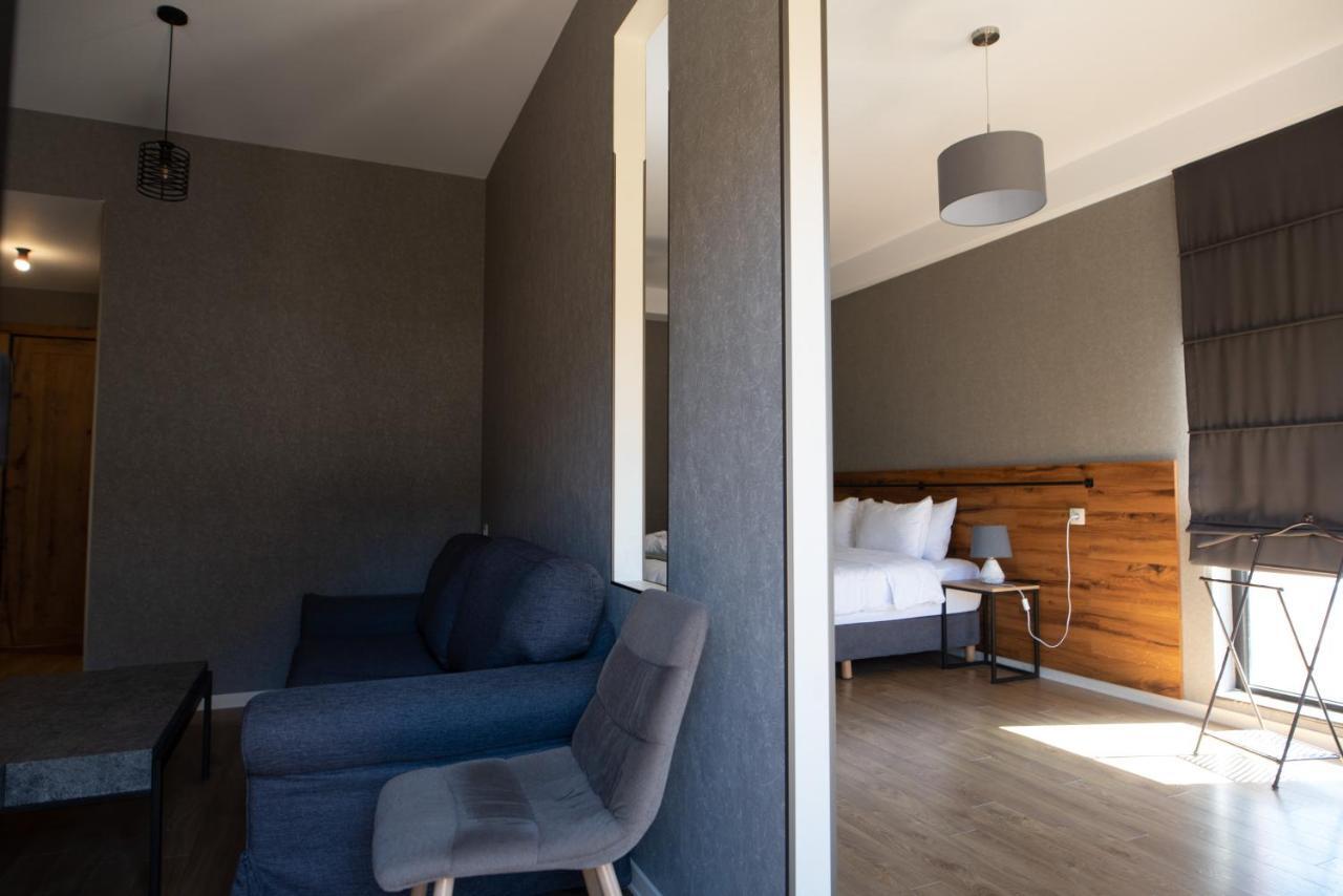 Hotel Stancia Kazbegi - City Center Екстериор снимка